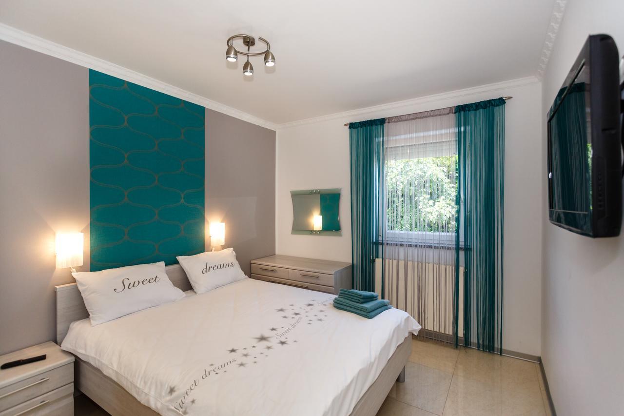 Apartments Ostojic Крк Экстерьер фото