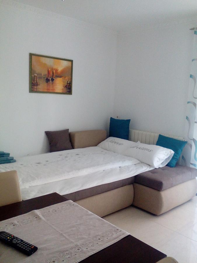 Apartments Ostojic Крк Экстерьер фото